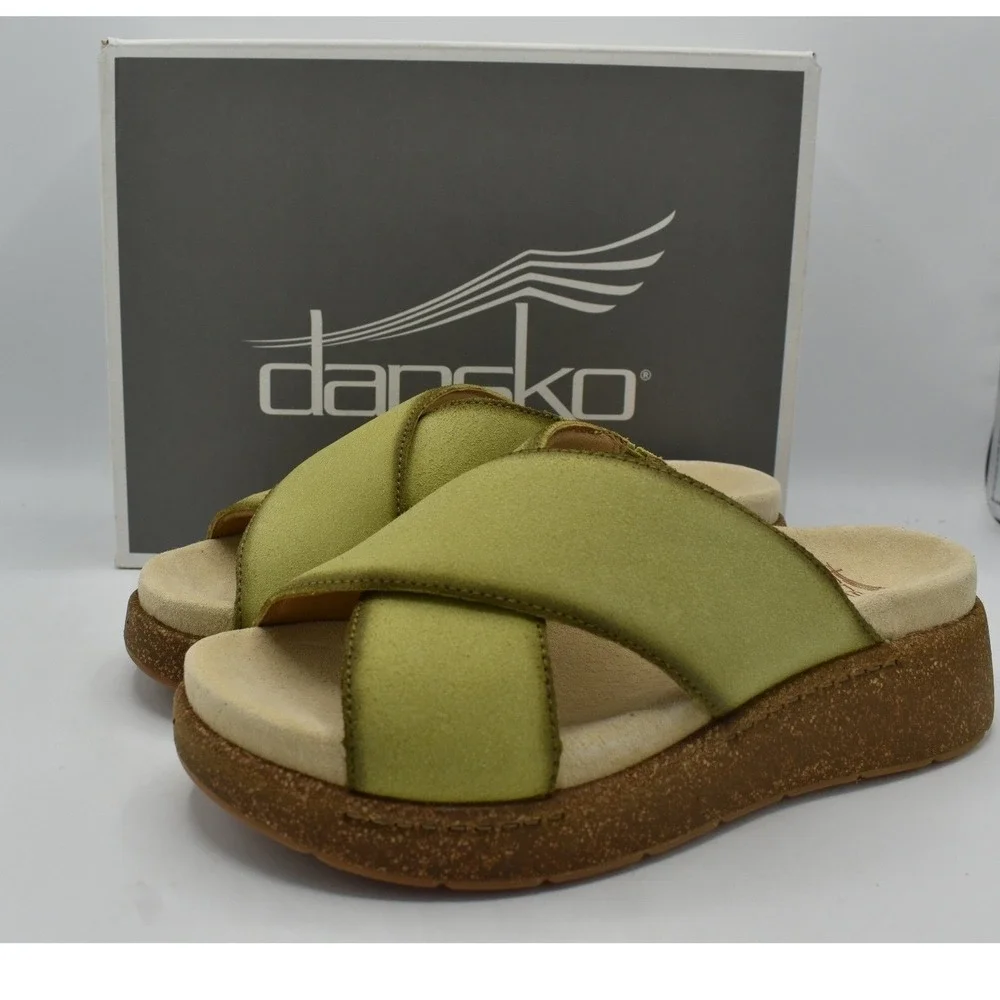 Dansko EU 41 Bridget Burnished Suede Lime Chunky Slides Sandals Shoes Coquette